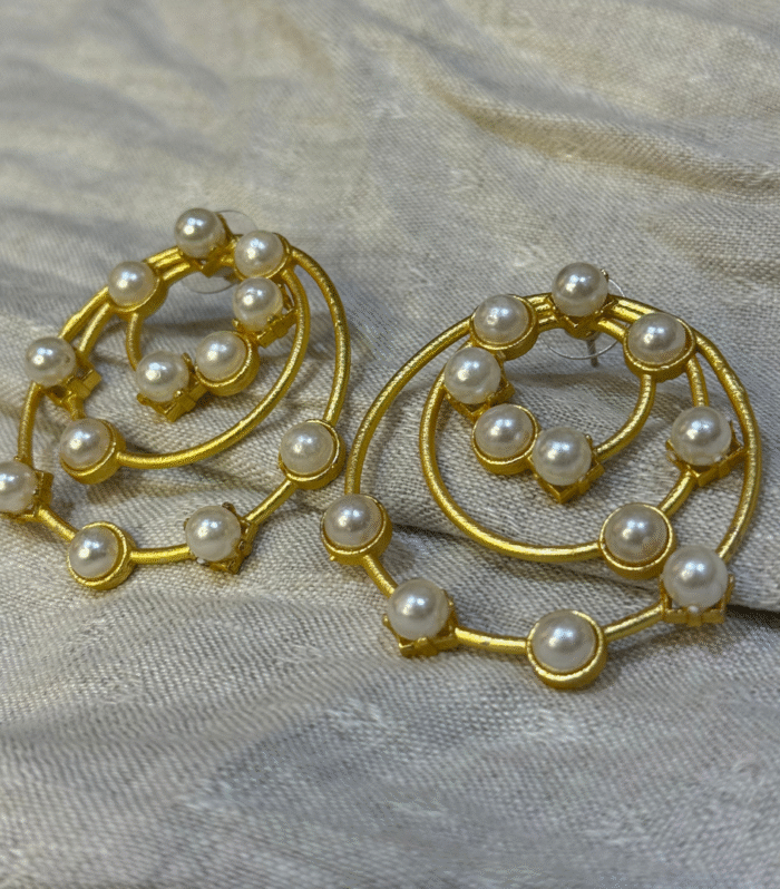 Swirl Pearl Earrings